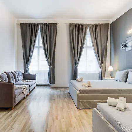 Wenceslas Square Cozy Modern *