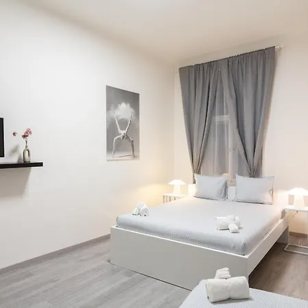 Wenceslas Square Cozy Modern Daire *